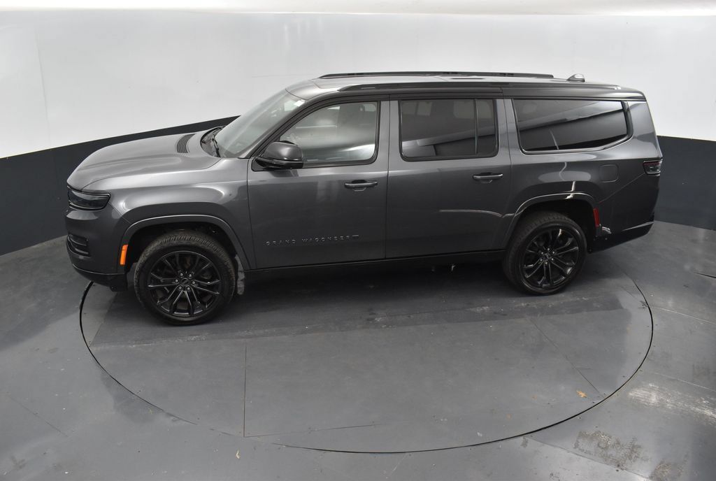 Used 2024 Jeep Grand Wagoneer L Series II w/ Quick Order Packagew 28T AWD/4WD image 40