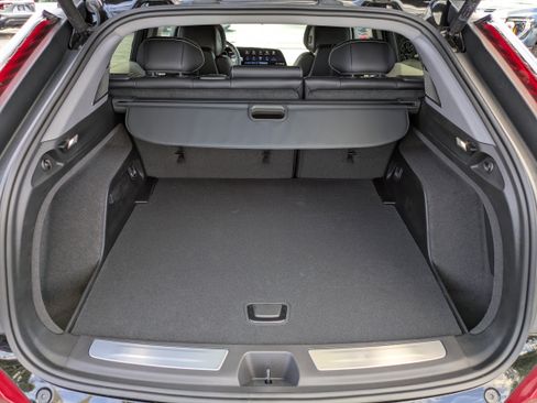 New 2025 Cadillac Optiq Sport 2 image 17