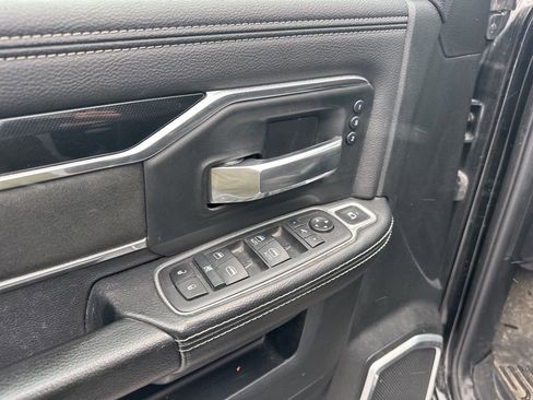 Used 2021 RAM 2500 Laramie w/ Night Edition image 18