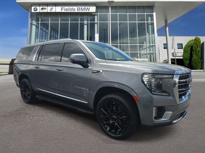 Used 2022 GMC Yukon XL SLT w/ SLT Luxury Package