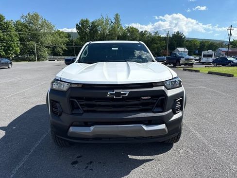 New 2026 Chevrolet Colorado Trail Boss AWD/4WD image 9