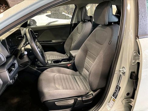 Used 2025 Kia K4 EX FWD image 10