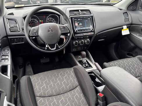 New 2026 Mitsubishi Outlander Sport LE AWD/4WD image 7