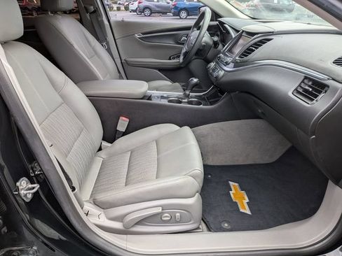 Used 2019 Chevrolet Impala LS FWD image 36