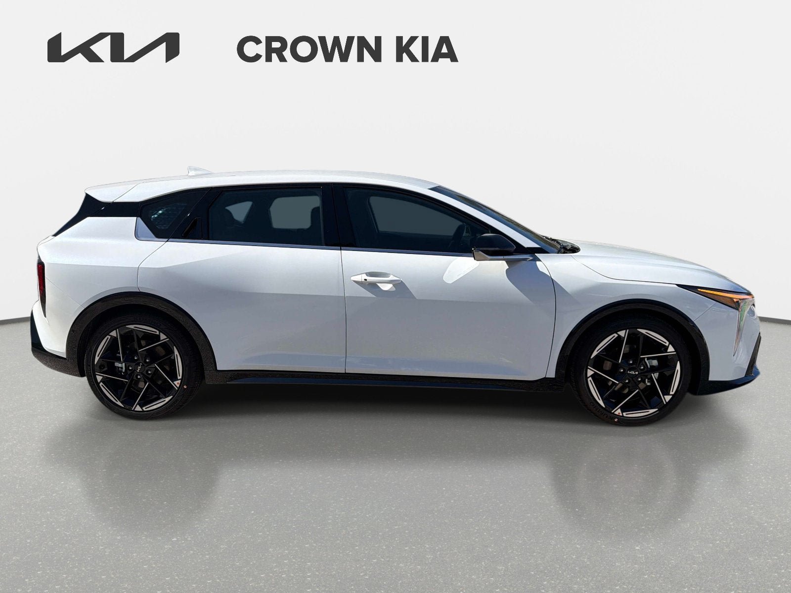 New 2026 Kia K4 GT-Line FWD image 4