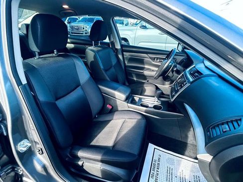 Used 2016 Nissan Altima 2.5 SR image 15