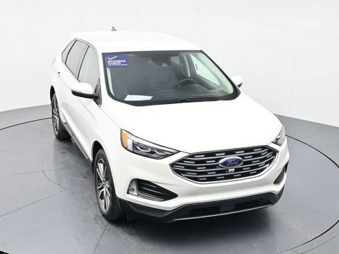 Used 2024 Ford Edge Titanium w/ Equipment Group 301A AWD/4WD image 39