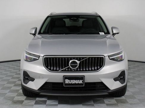 Certified 2023 Volvo XC40 B5 Ultimate w/ Protection Package Premier AWD/4WD image 6