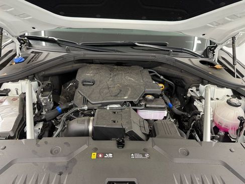 Used 2026 Genesis GV70 2.5T Select image 36