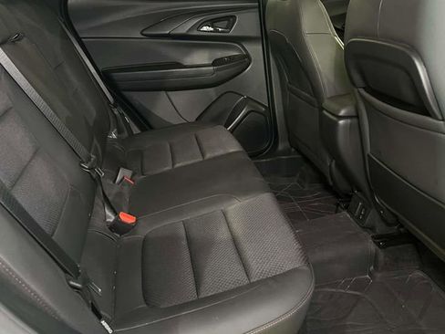 Used 2023 Chevrolet TrailBlazer RS w/ Sun and Liftgate Package image 22