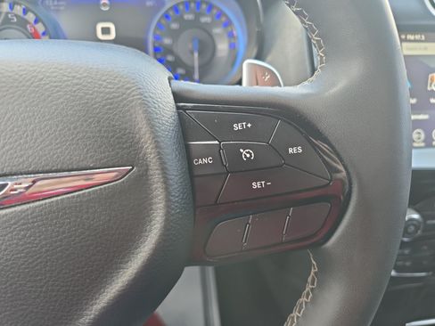 Used 2022 Chrysler 300 S RWD image 23