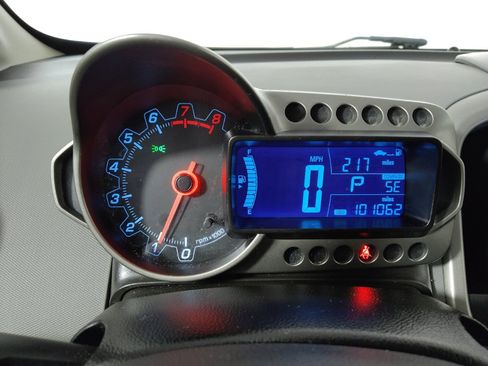 Used 2016 Chevrolet Sonic LT w/ Driver Confidence Package FWD image 23