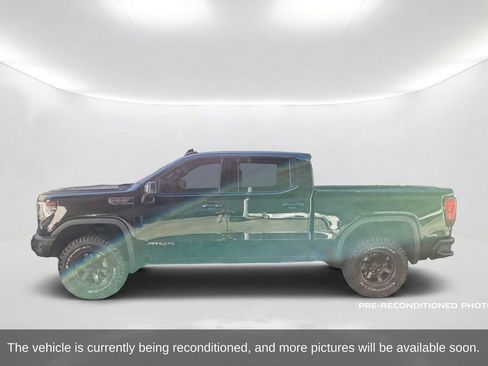 Used 2023 GMC Sierra 1500 AT4X AWD/4WD image 9