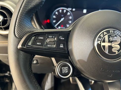 New 2025 Alfa Romeo Tonale image 38