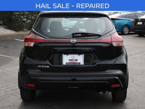 Certified 2025 Nissan Kicks Play S FWD image 9