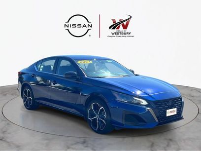 Used 2024 Nissan Altima 2.5 SR