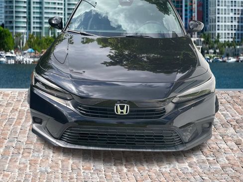 Used 2024 Honda Civic Sport image 2