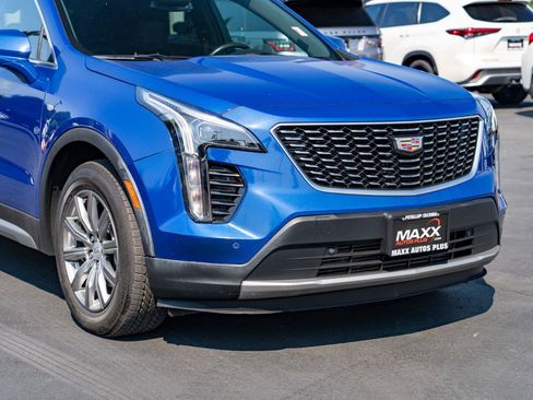 Used 2022 Cadillac XT4 Premium Luxury w/ Safety Alert Package AWD/4WD image 6