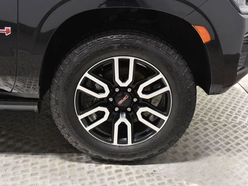 Used 2021 GMC Yukon XL AT4 w/ AT4 Premium Plus Package image 40