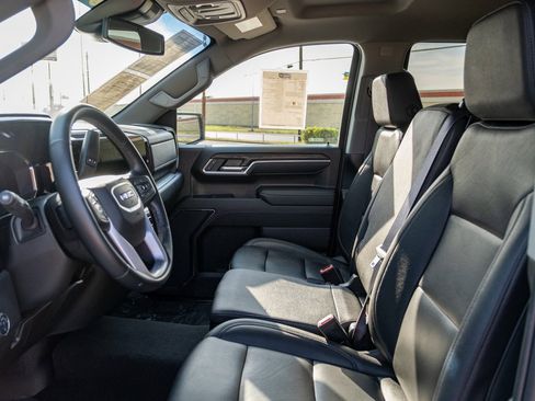 Used 2024 GMC Sierra 1500 SLT image 13