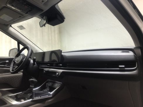 New 2026 Kia Carnival EX image 14