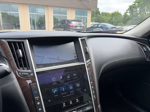 Used 2018 INFINITI Q50 Luxe AWD/4WD image 9