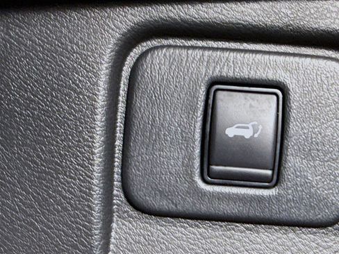 Used 2020 Nissan Murano SL w/ Moonroof Package image 32