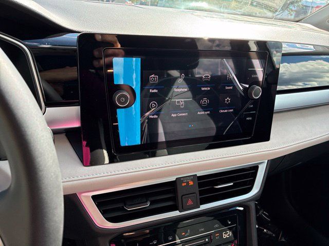 New 2026 Volkswagen Taos SE AWD/4WD image 10