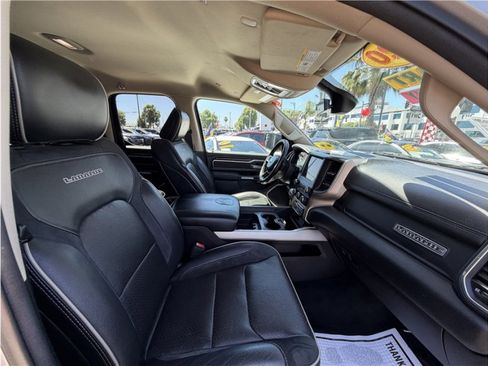 Used 2020 RAM 1500 Laramie RWD image 32