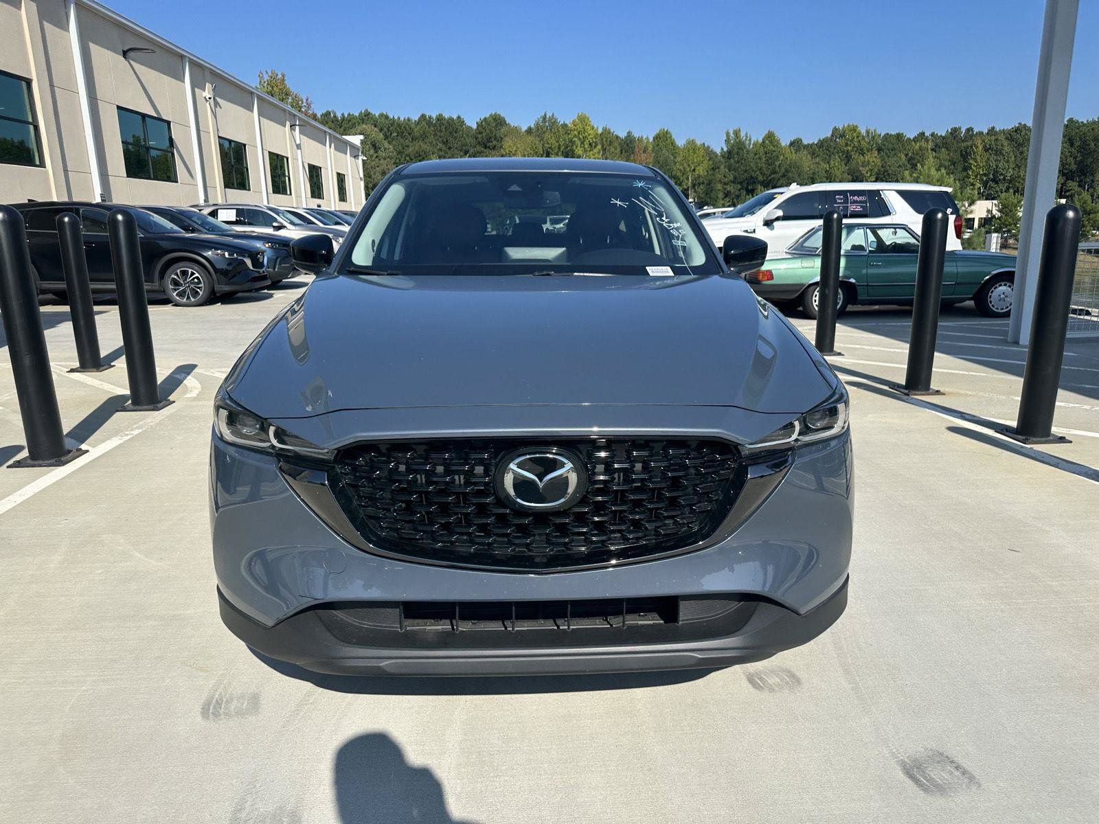 Used 2025 MAZDA CX-5 Carbon Edition AWD/4WD image 3