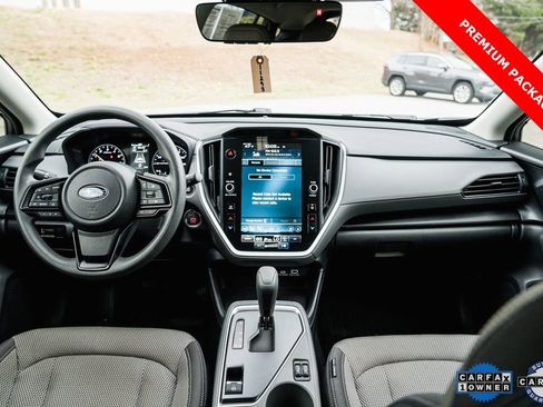 Used 2024 Subaru Crosstrek 2.0i Premium image 12