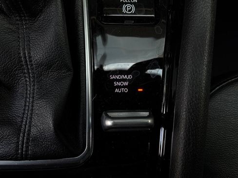 Used 2025 Jeep Compass Limited AWD/4WD image 23