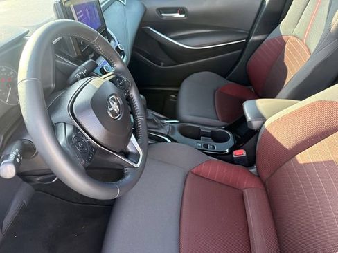 Used 2025 Toyota Corolla SE FWD image 19