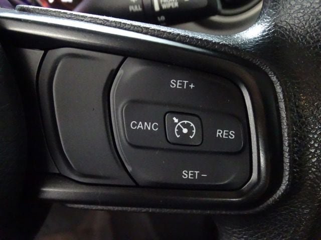 Used 2022 Jeep Gladiator Sport AWD/4WD image 8