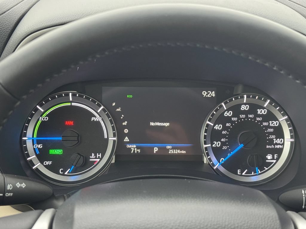 Used 2025 Toyota Highlander XLE AWD/4WD image 14