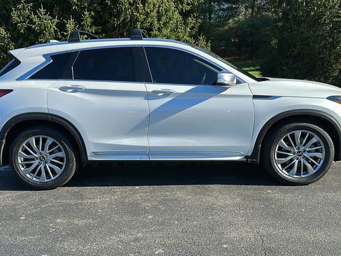 New 2025 INFINITI QX50 Luxe image 14