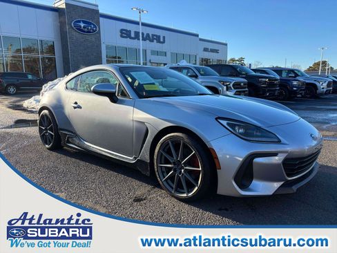 Used 2022 Subaru BRZ Limited image 1