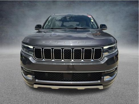 Used 2024 Jeep Wagoneer Series II w/ Flexible Seating Group RWD image 2
