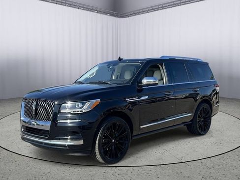 Used 2023 Lincoln Navigator Black Label AWD/4WD image 1