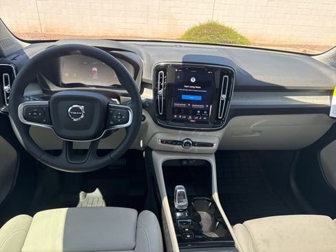 New 2026 Volvo XC40 B5 Plus w/ Climate Package image 21