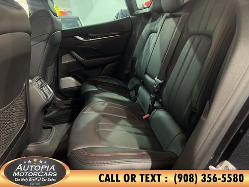 Used 2019 Maserati Levante GranSport image 17