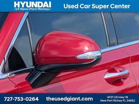 Used 2020 Hyundai Santa Fe SEL FWD image 11