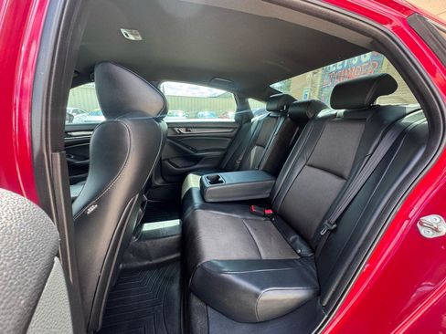 Used 2018 Honda Accord Sport image 38