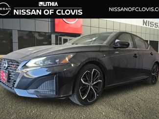 Used 2023 Nissan Altima 2.5 SR FWD video 1