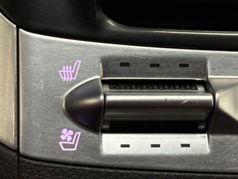 Used 2024 Kia Carnival SX Prestige FWD image 38