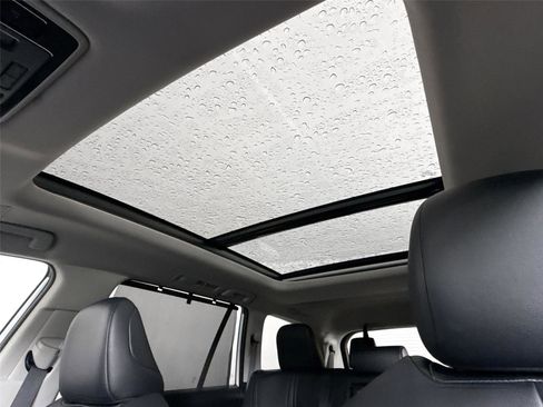 Certified 2024 Toyota Grand Highlander XLE image 6