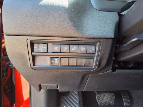 Certified 2025 Toyota Tundra Limited AWD/4WD image 19
