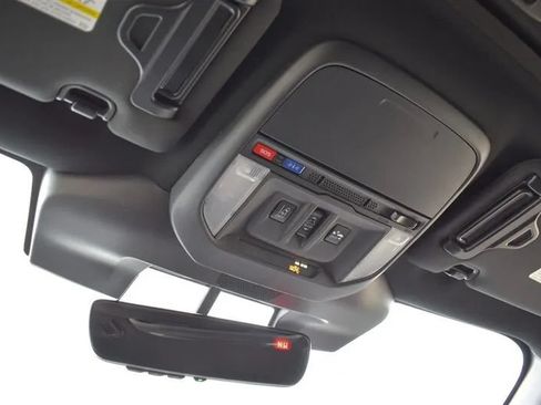 Used 2022 Subaru Forester Wilderness AWD/4WD image 19