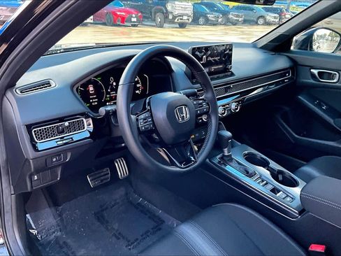 Used 2025 Honda Civic Sport image 18