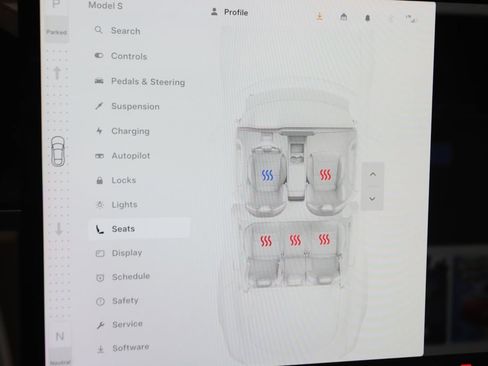 Used 2021 Tesla Model S Plaid image 10